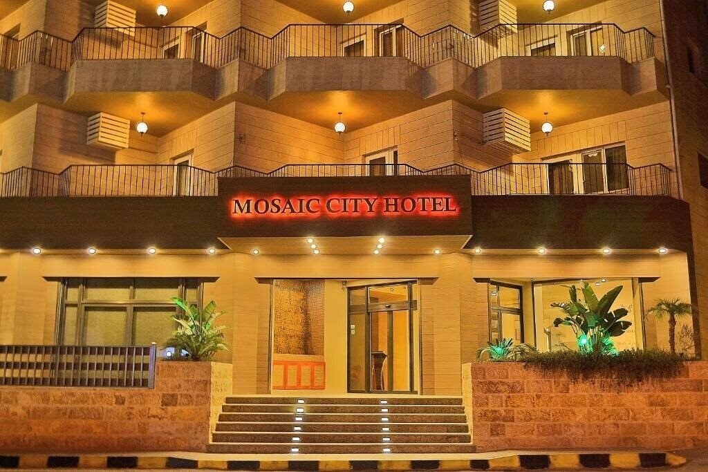 Готель Mosaic City Hotel 3*