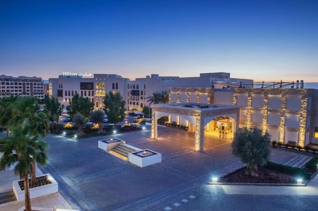 Отель Hilton Dead Sea Resort & SPA 5*