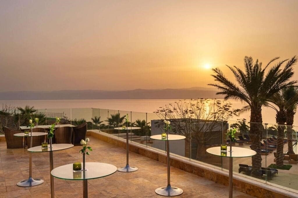Фотография Hilton Dead Sea Resort & SPA 5*