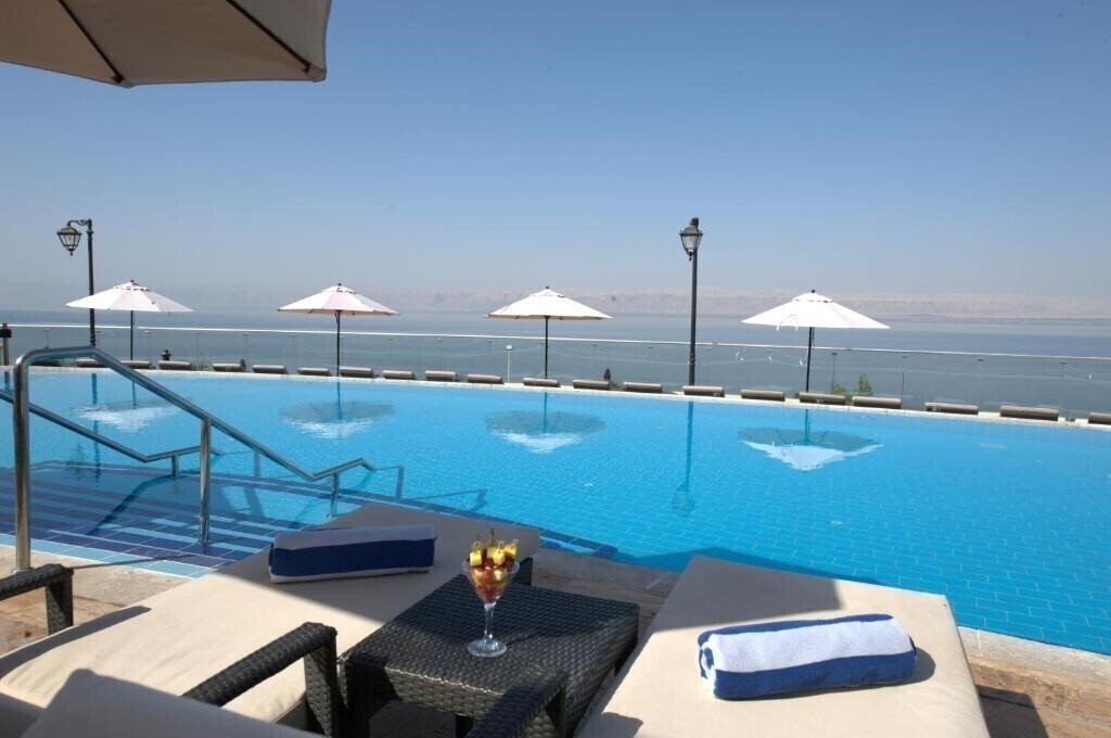 Фото Crowne Plaza Jordan Dead Sea Resort & SPA 5*
