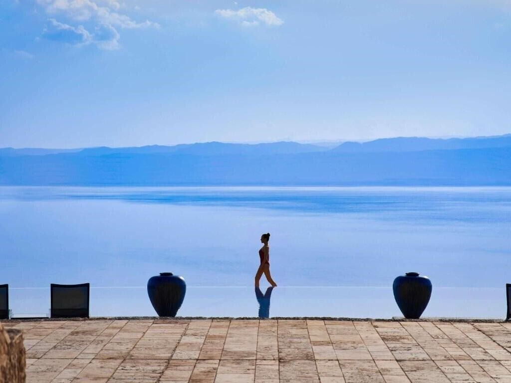 Изображение Moevenpick Resort & Spa Dead Sea 5*