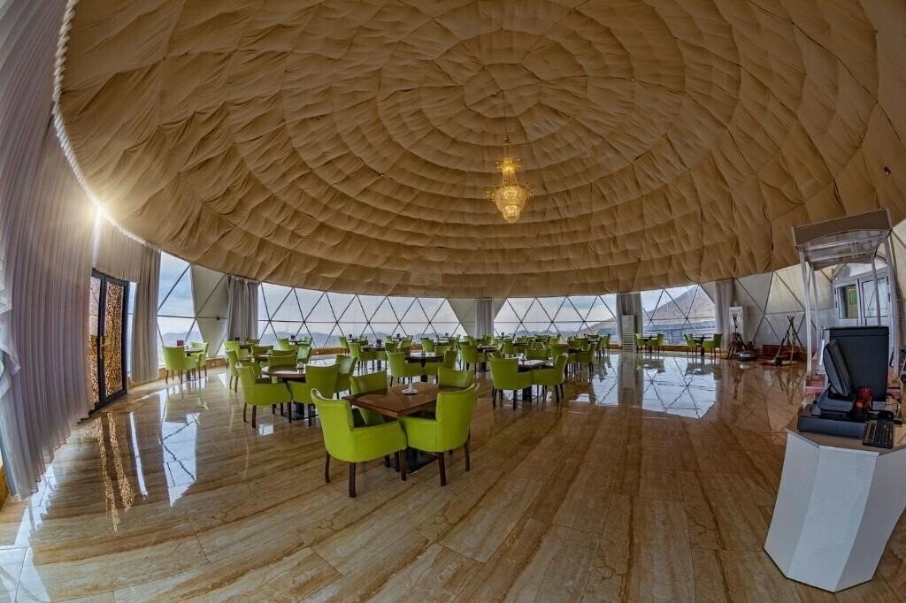 Фотографія Petra Bubble Luxotel 5*