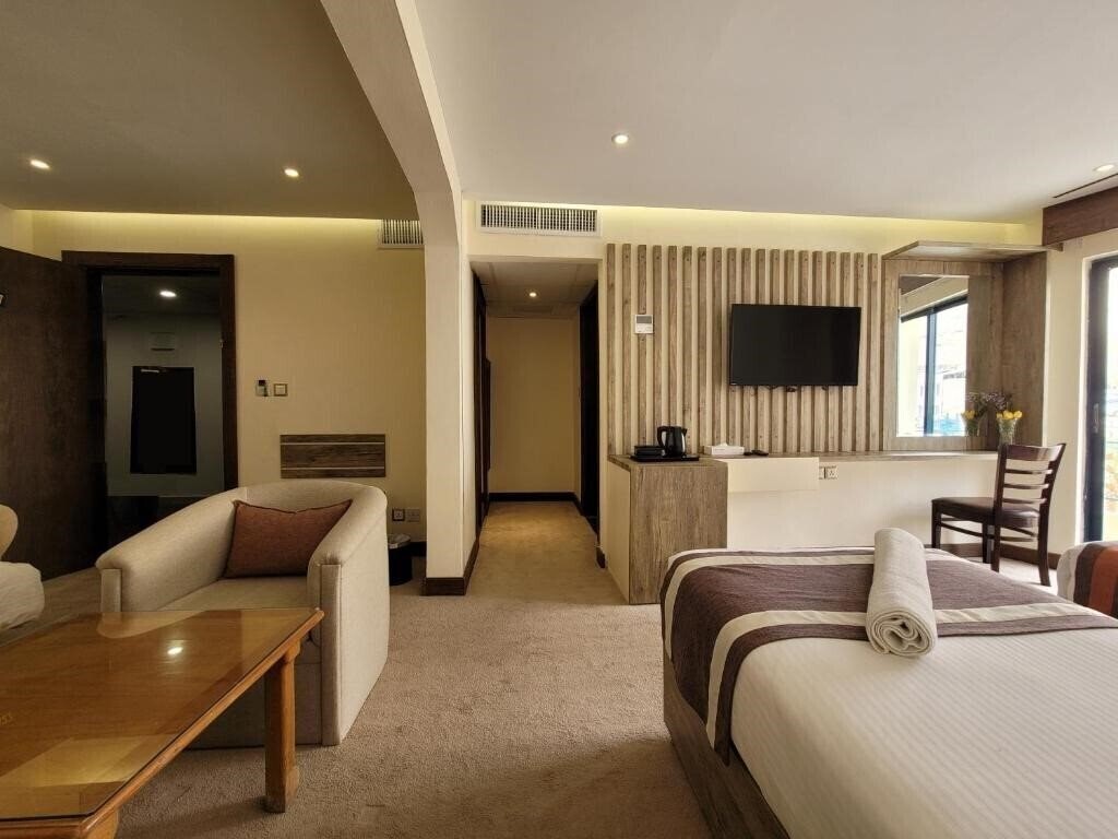 Картинка Edom 3*