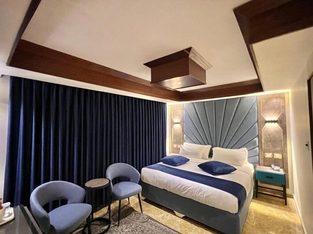 Фото Sella Hotel 3*