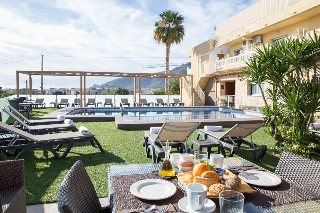 Фотографія Noguera El Albir 2*