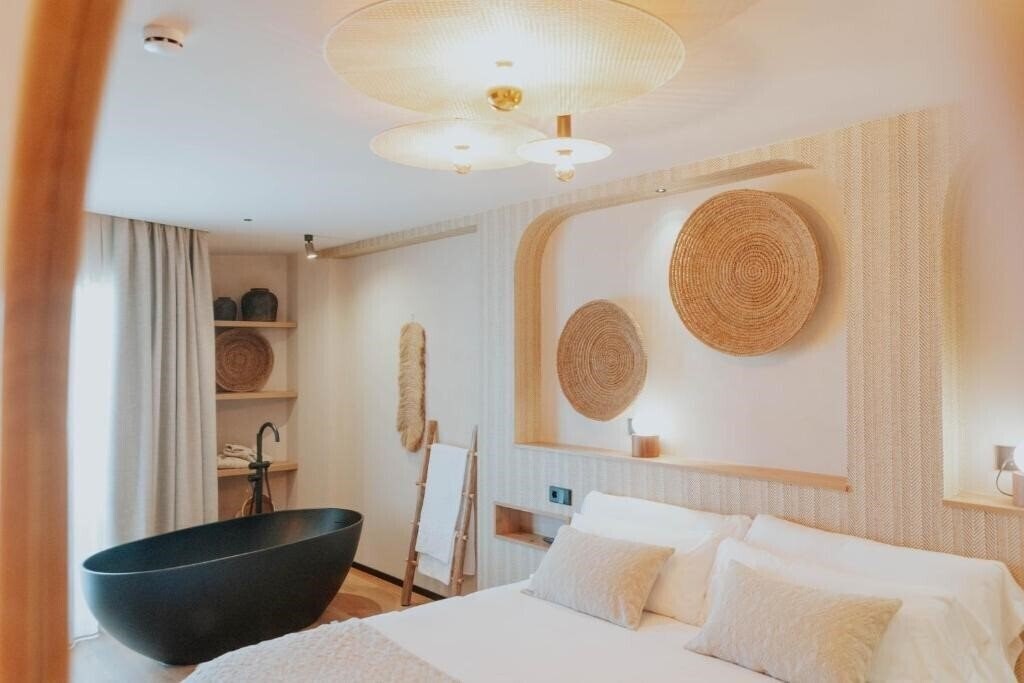 Отель Meridional Hotel 4*