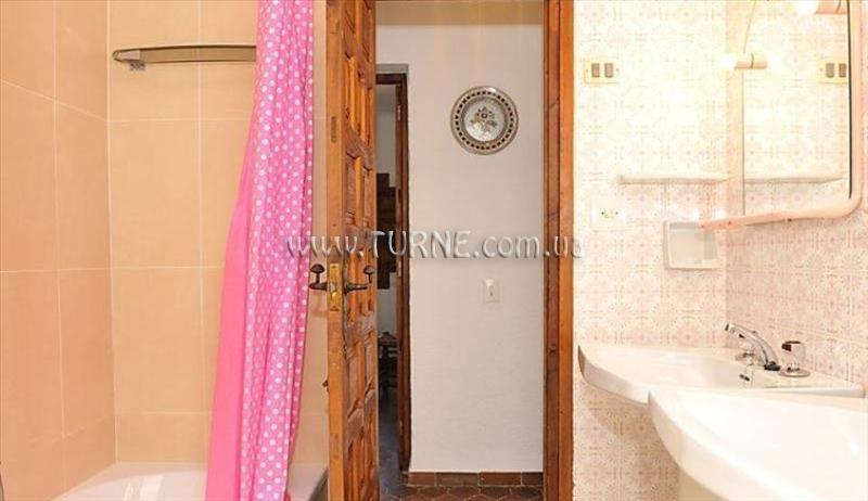 Готель Begonia Villa вилла