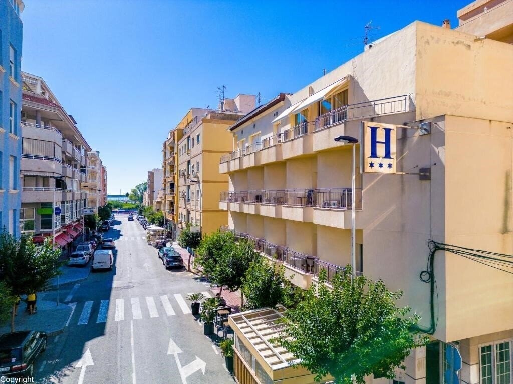 Отель Madrid 3*