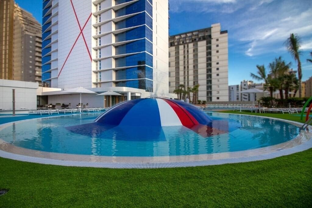 Готель Suitopia 4*