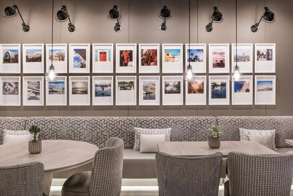 Отель AC Hotel by Marriott Alicante 4*