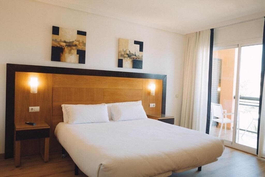 Фото Bonalba Alicante 4*