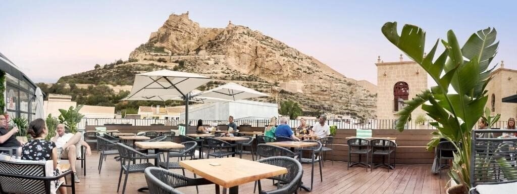 Фотографія La Milagrosa 1*