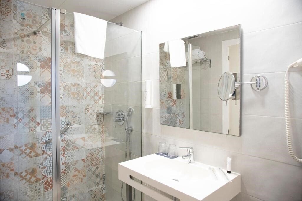 Фотографія Hotel Boutique Calas De Alicante 3*