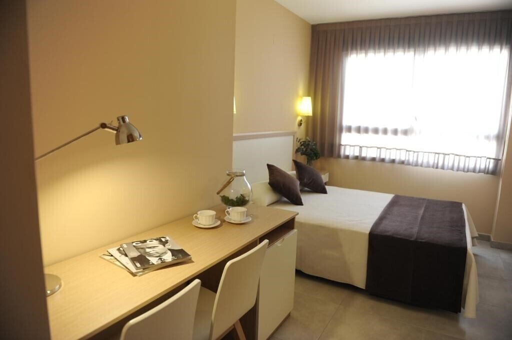 Готель La City Hotel Mercado 3*