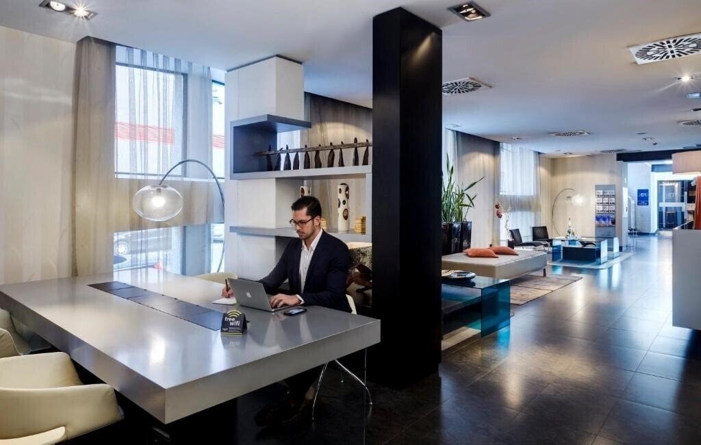 Фотография Sercotel Ciutat D'Alcoi Hotel 4*
