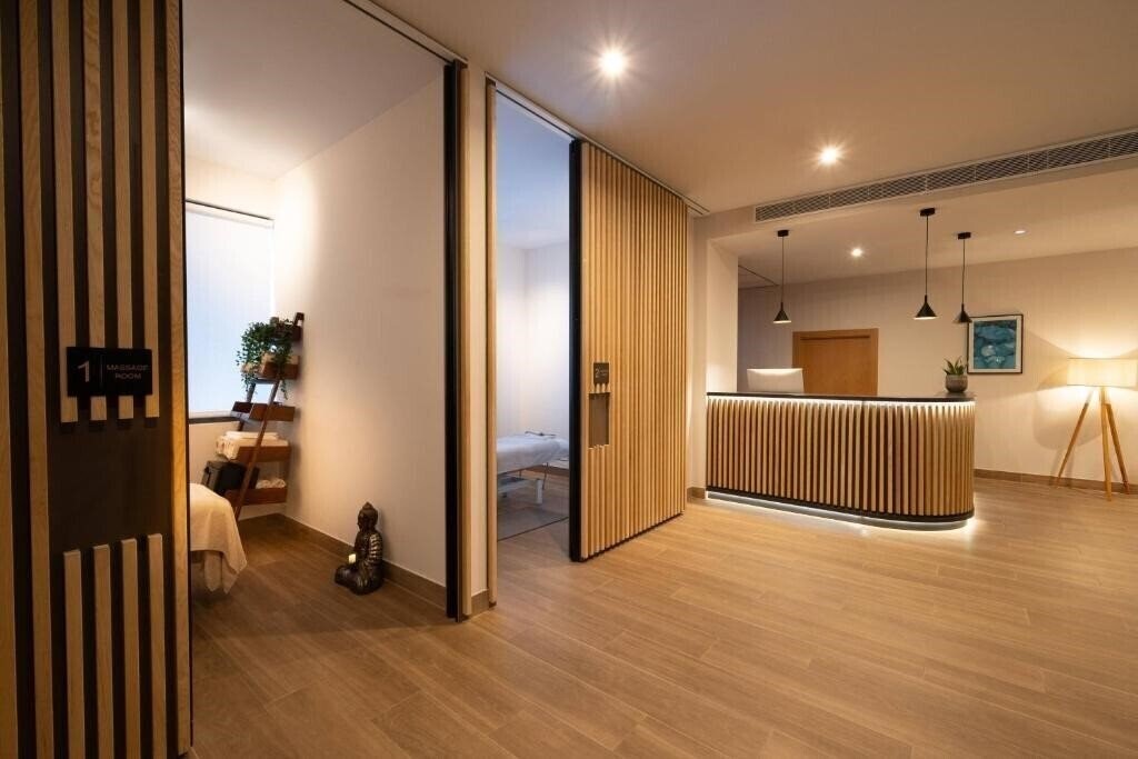 Фото Innside by Melia Alicante Porta Maris 4*