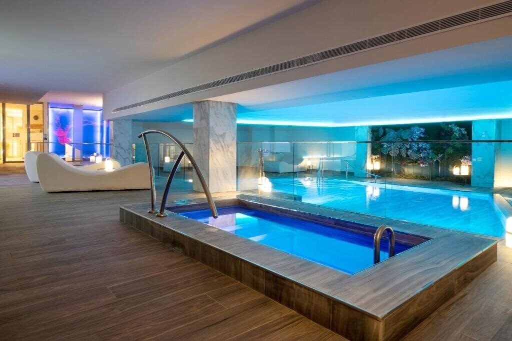 Картинка Innside by Melia Alicante Porta Maris 4*