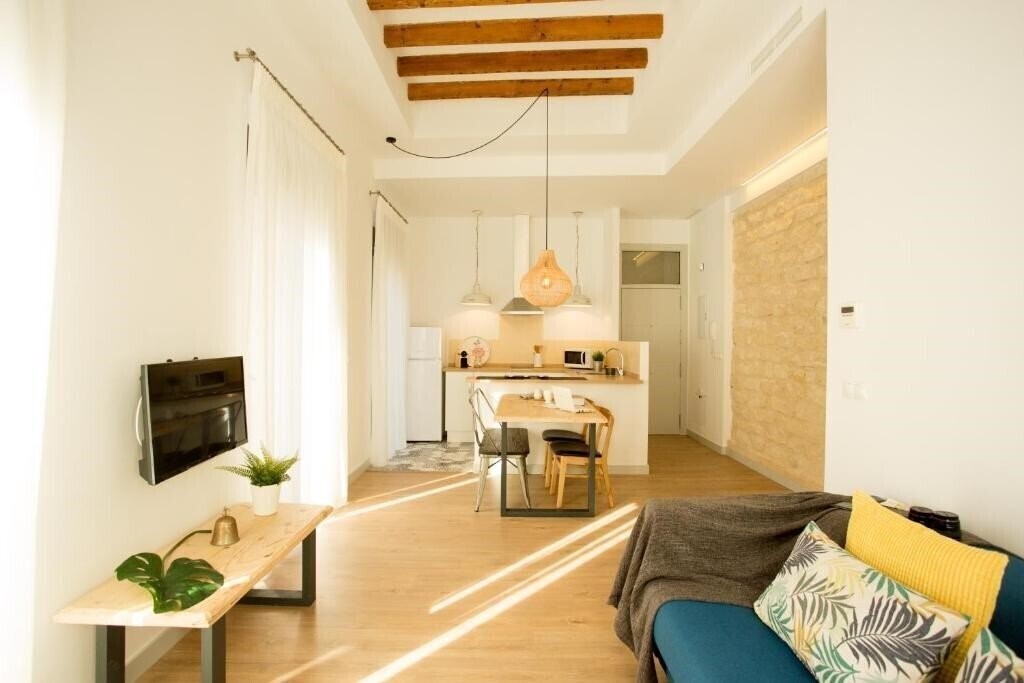 Готель S30 Reina Victoria 4*