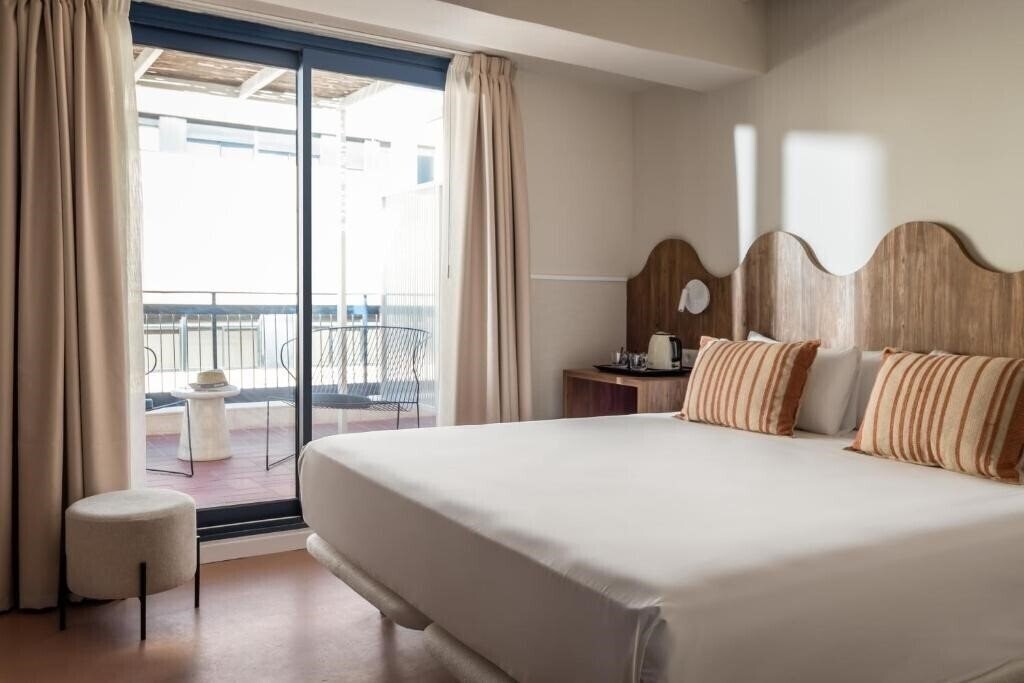 Готель Bypillow Paseo 2*