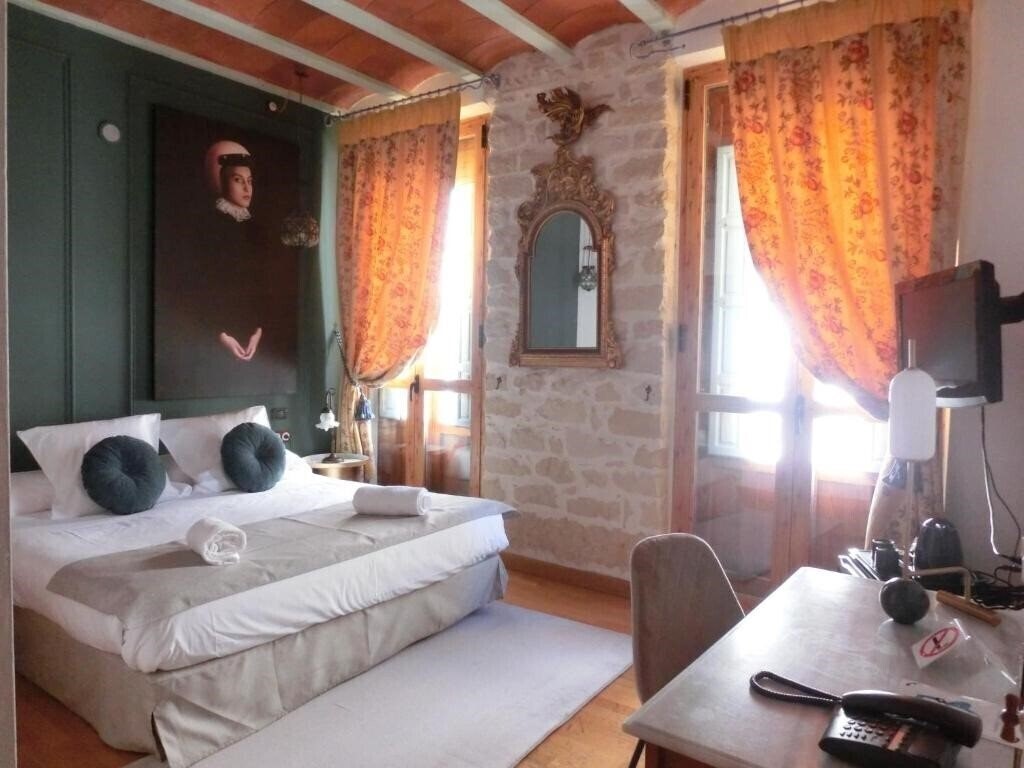 Зображення Les Monges Palace Boutique (ex. Hostal Les Monges Palace) 3*