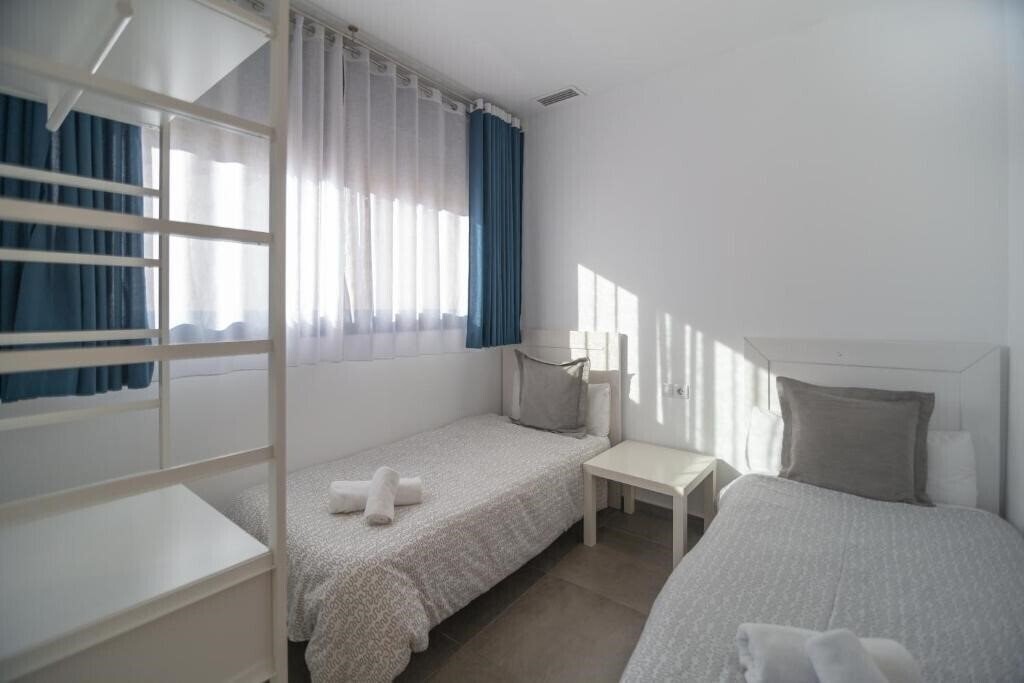 Картинка Apartamentos El Carmen 3*