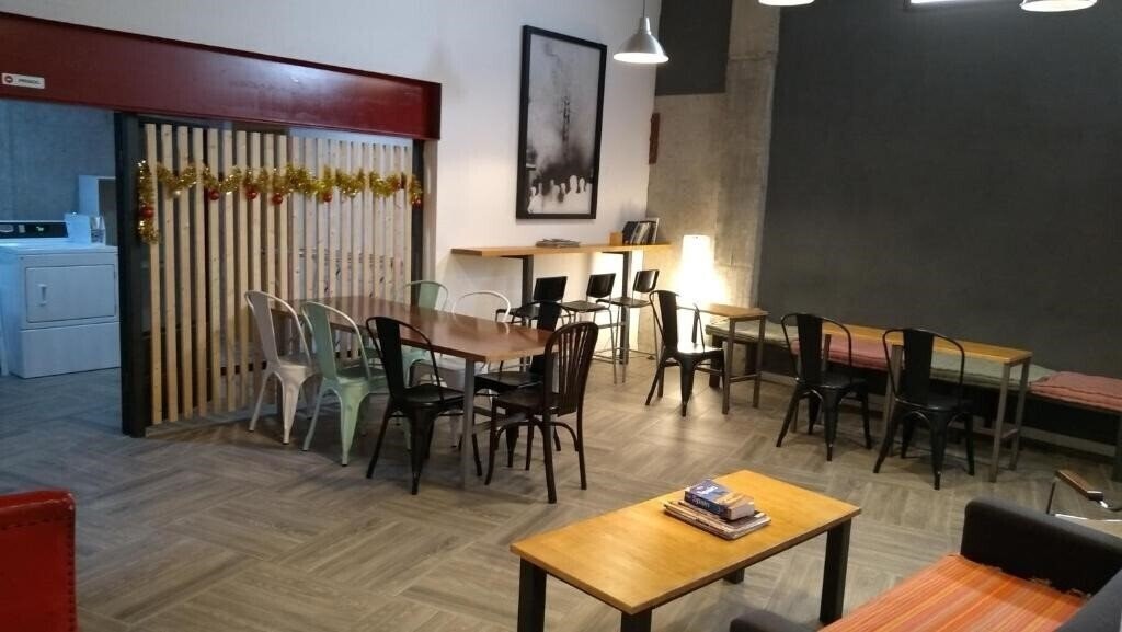 Фотографія The Market Hostel Alicante 2*