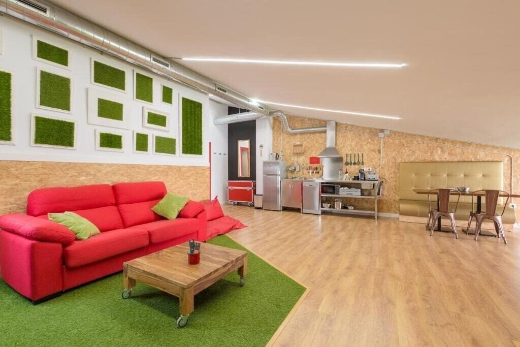 Готель Tomate Rooms 3*