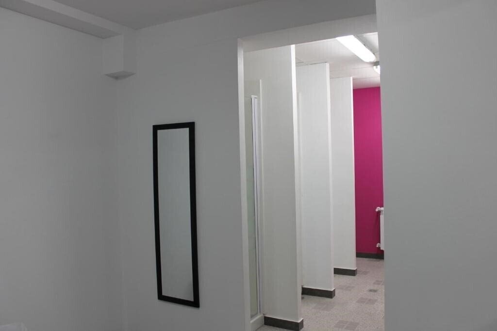 Фото Ole Backpackers Hostel 2*