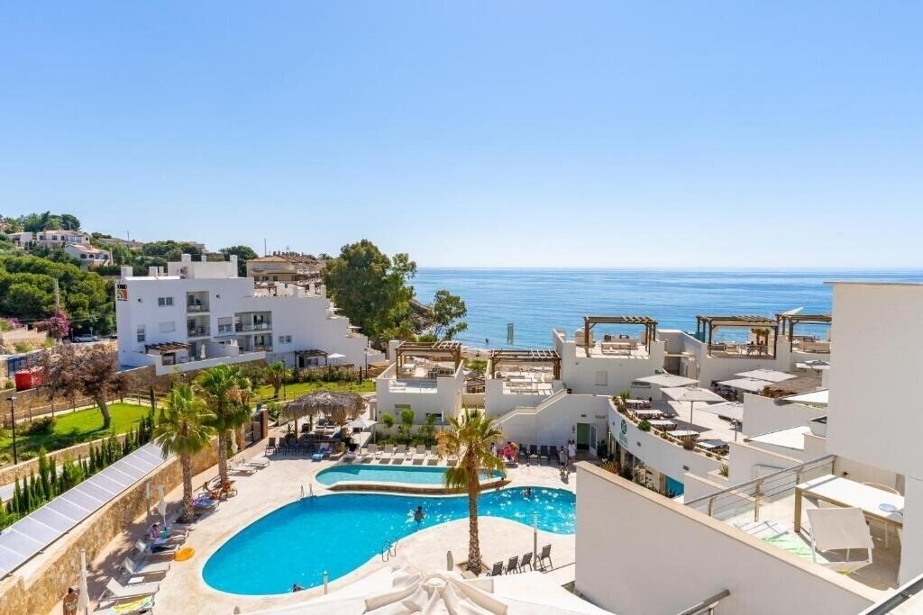 Отель Dormio Resort Costa Blanca 4*