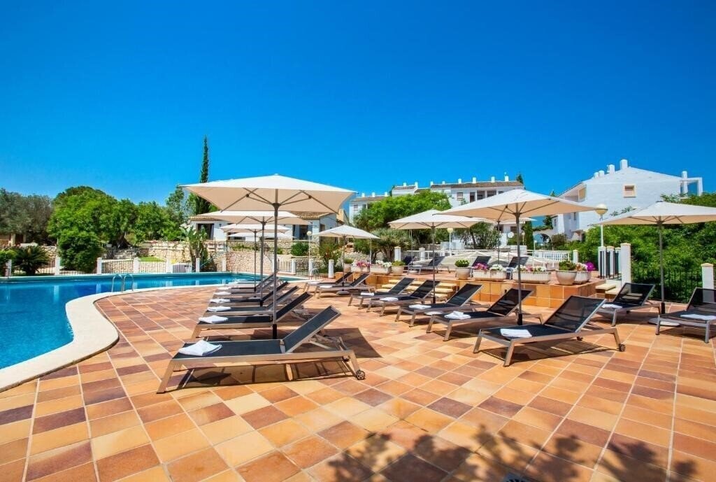 Готель Bellavista Residential 2*