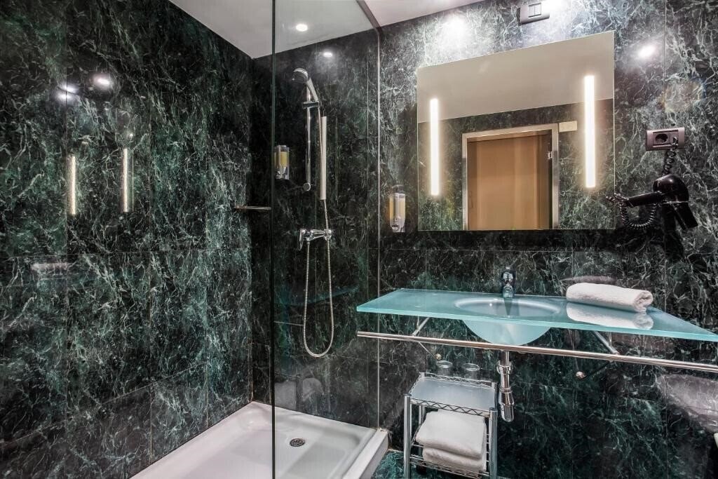 Зображення B&B Elche 3*