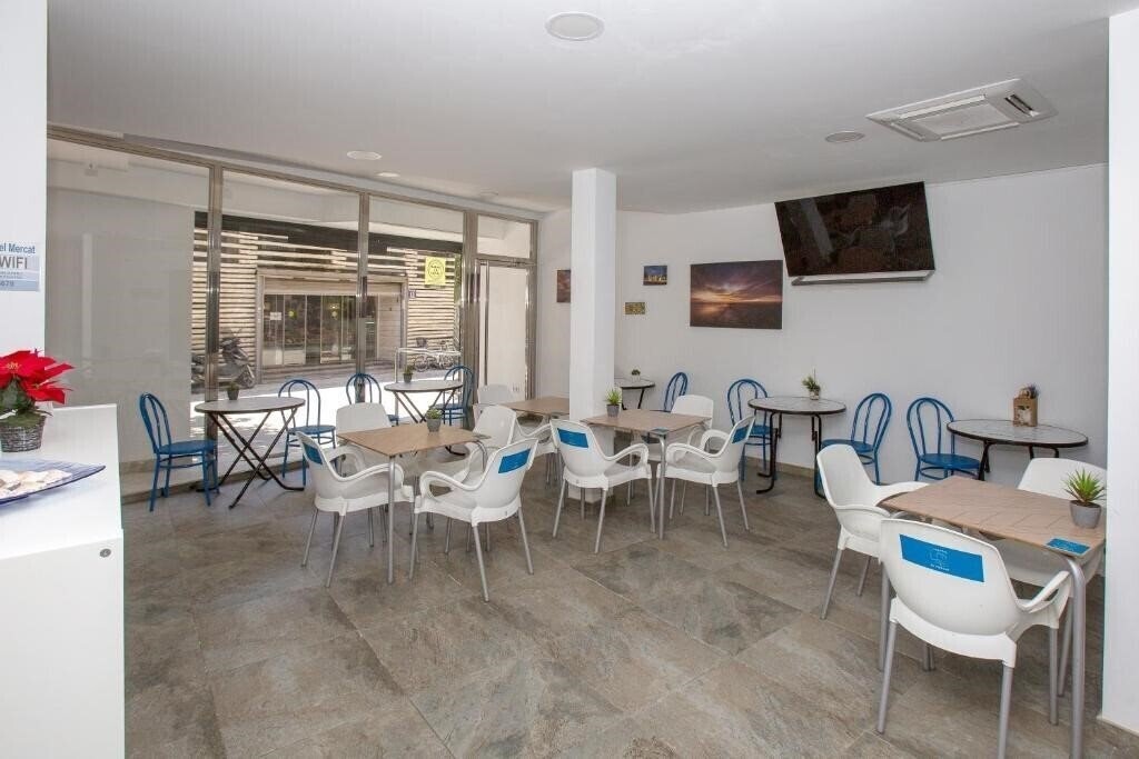 Зображення Hostal El Mercat 3*