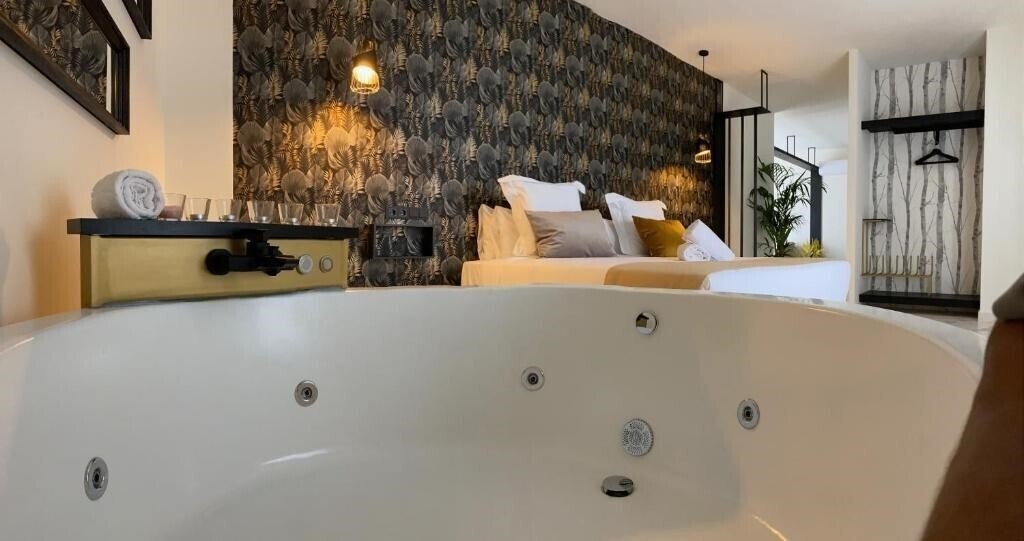 Картинка Reina Victoria La Plaza 4*