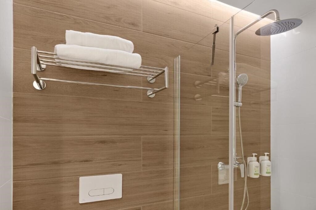 Фотографія B&B Hotel Alicante Aeropuerto 3*