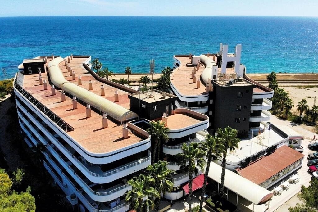 Готель Palmera Beach 2*