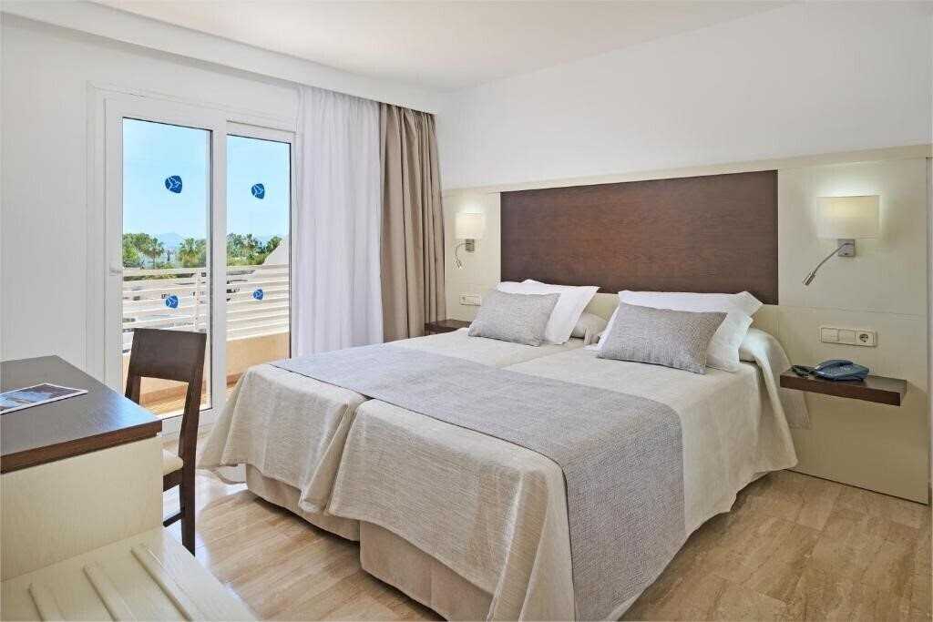 Фото Grupotel Port D'Alcudia 4*
