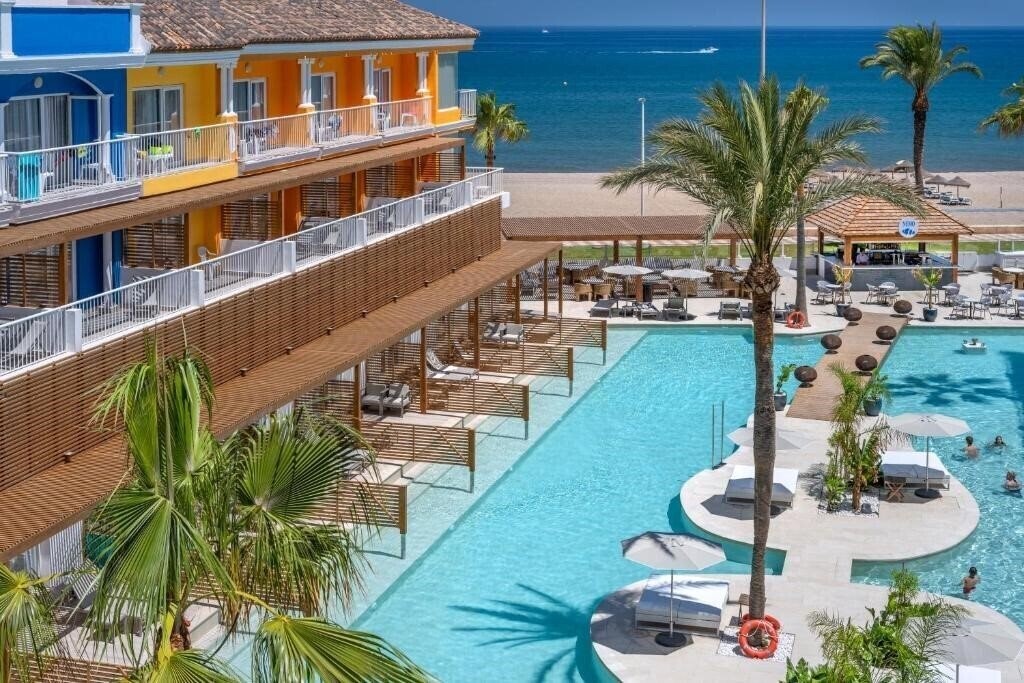 Фотографія Mediterraneo Bay Hotel & Resort 4*