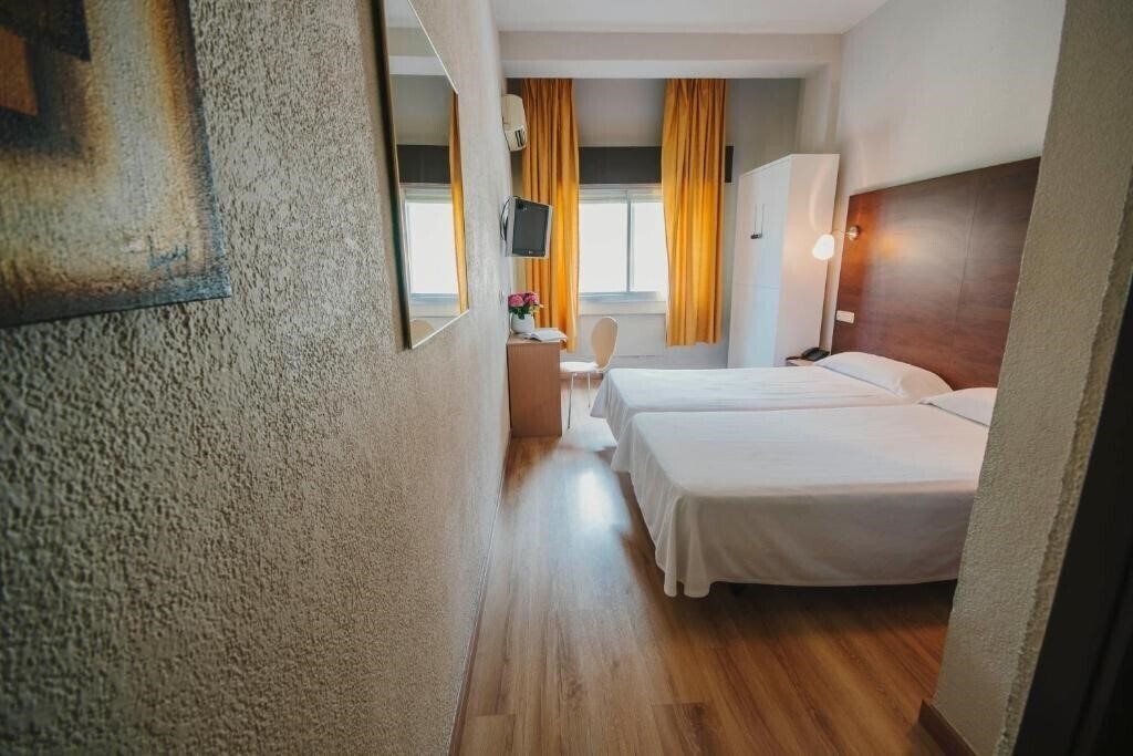 Фото Hotel Embajador (ex. Vita Embajador) 2*