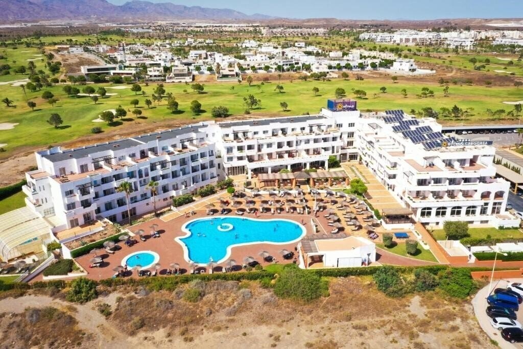 Отель Ohtels Cabogata 4*