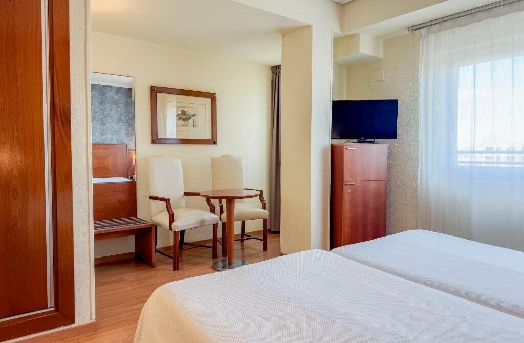 Готель Torreluz Apartamentos 2*