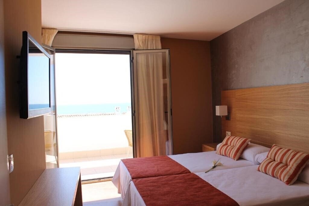 Готель Hotel Carmen 2*
