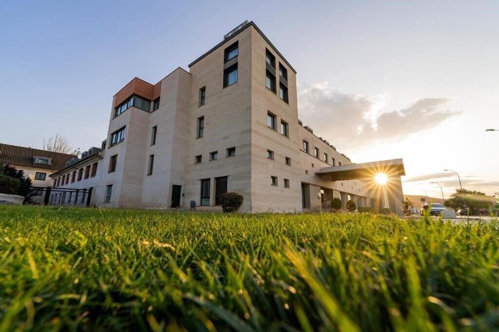 Отель Hotel Antequera Hills 4*