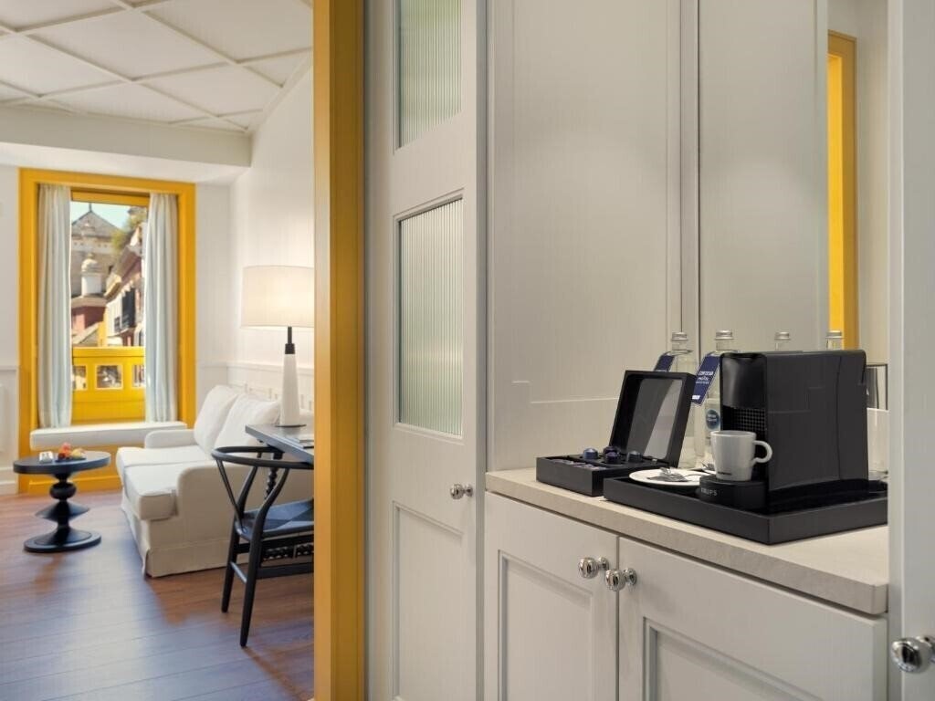 Картинка H10 Casa De La Plata 4*