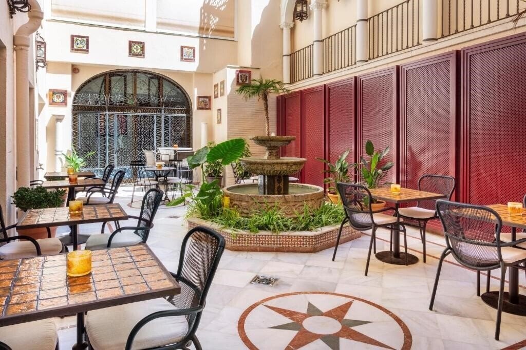 Картинка H10 Corregidor 3*