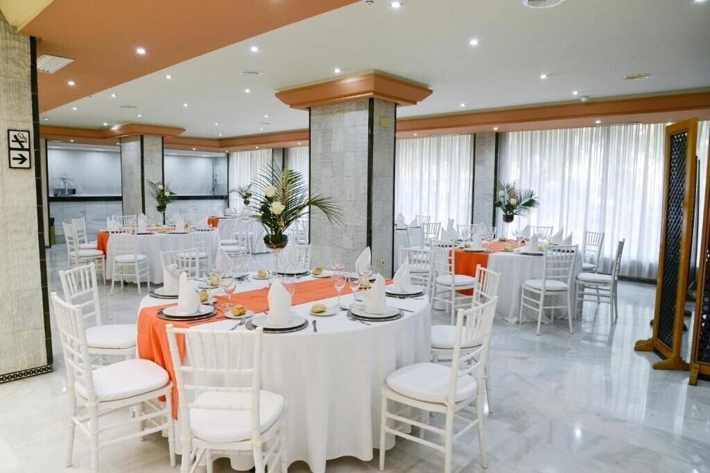 Изображение San Pablo Seville 3*