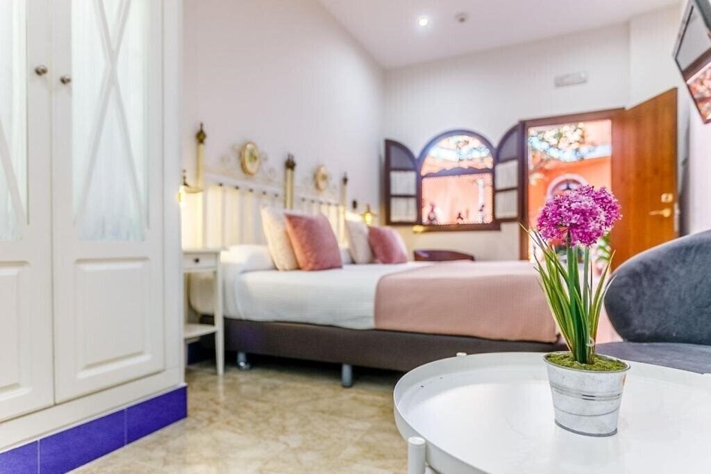 Картинка Patio De La Alameda 3*