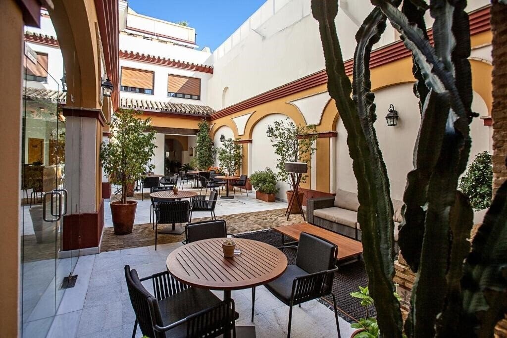 Готель Barrameda 2*