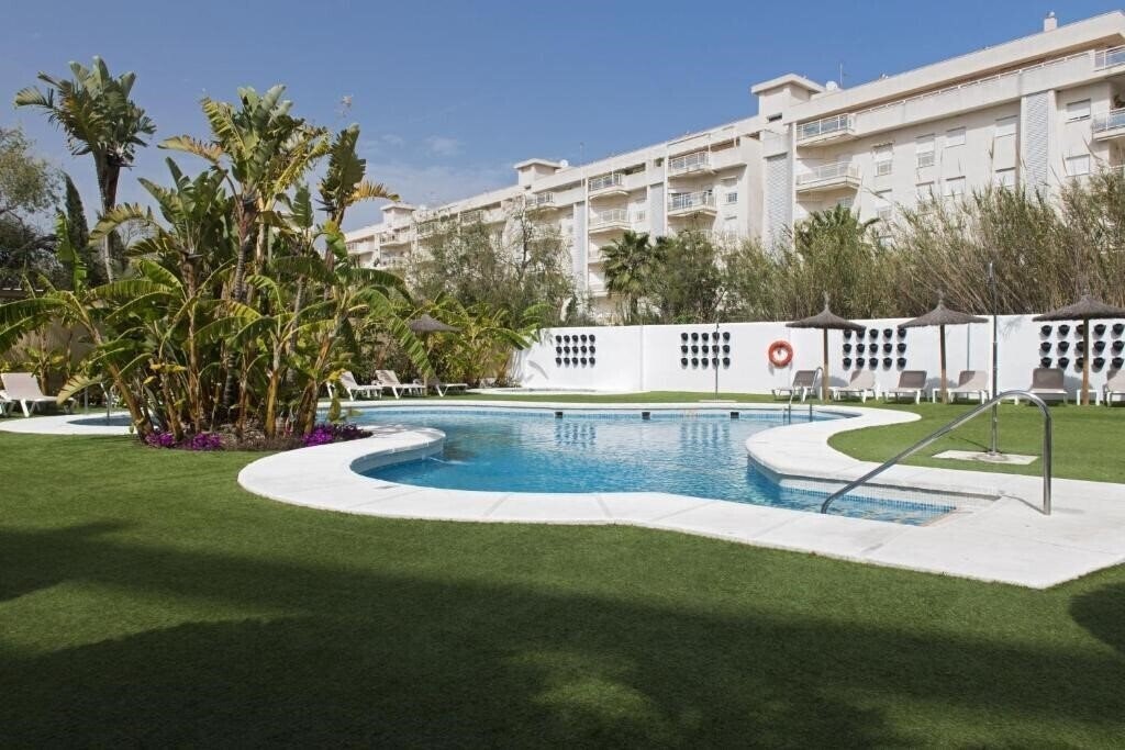 Изображение Elba Motril Beach & Business Hotel 4*