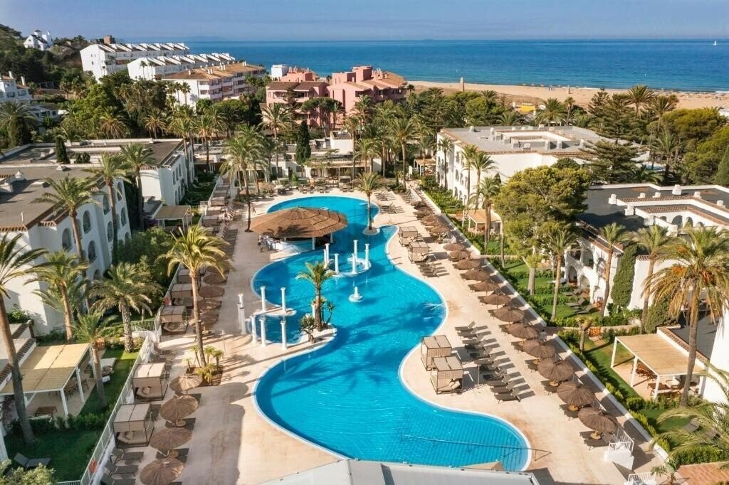 Готель Melia Zahara Resort & Villas (ex. Sol Atlanterra, Melia Zahara Atlanterra) 4*