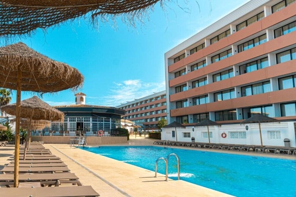 Готель Ohtels Carabela 4*